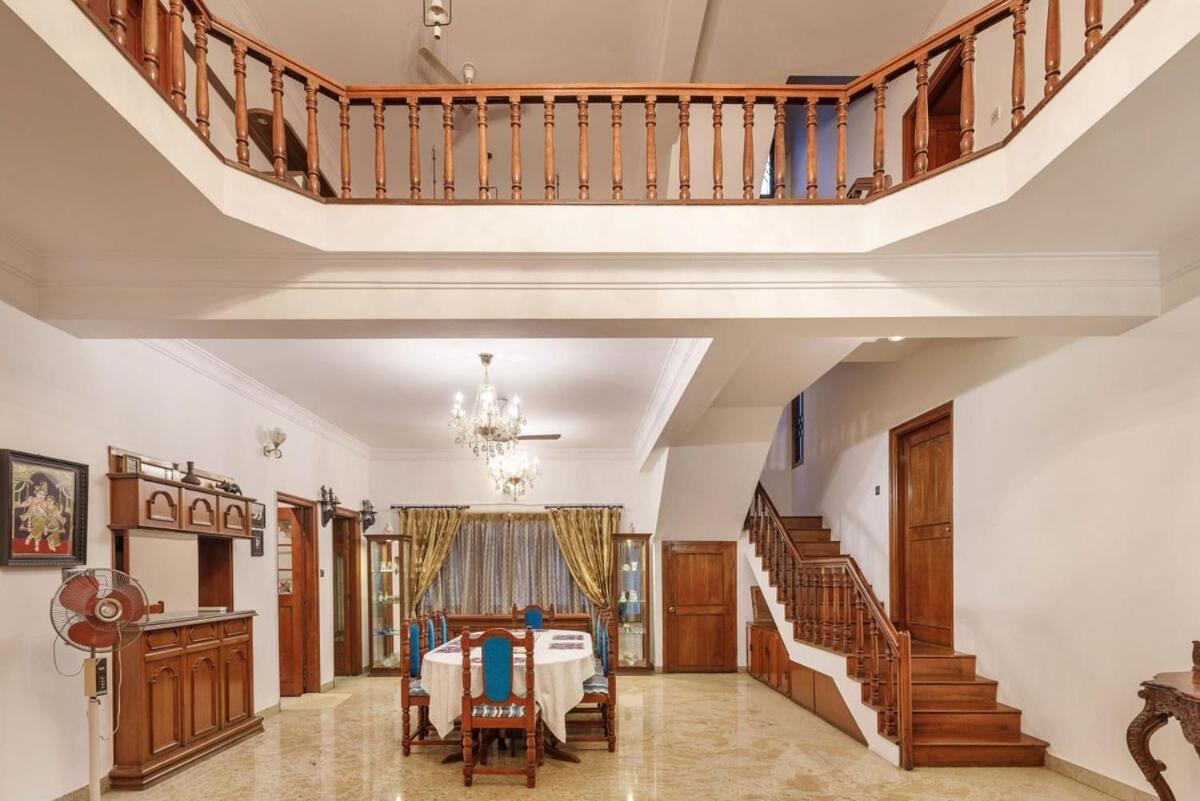 Westside Bungalow By Jadecaps Nr Wtc Rajajinagar Villa Bangalore Eksteriør billede