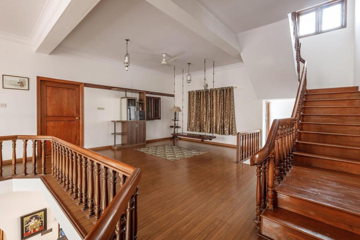Westside Bungalow By Jadecaps Nr Wtc Rajajinagar Villa Bangalore Eksteriør billede